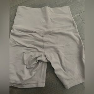 TNA LIFE biker shorts